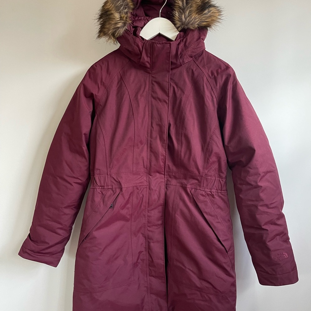 WOMENS NORTH FACE DRYVENT GOTHAM FUR HOOD DOWN PUFFER JACKET SIZE S MID-LENGHT